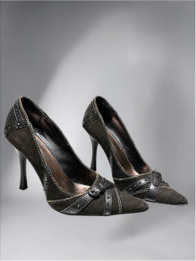 MIA Black Leather & Suede Pointed-Toe Heels – Women’s Size 7